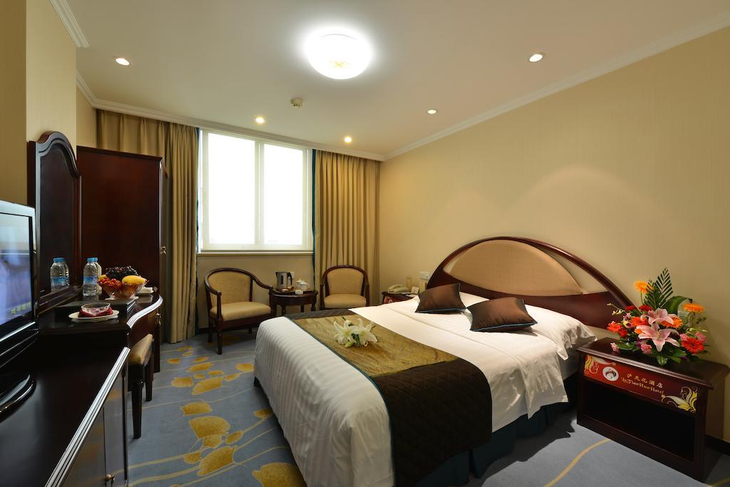 Lutianhua Hotel Chengdu Quarto foto